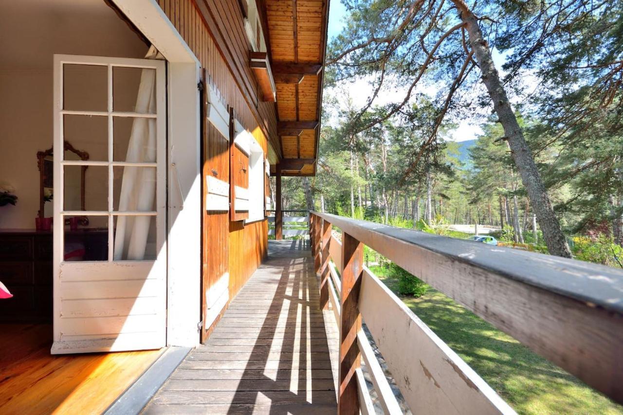 Large Riverside Chalet Near Gorges Du Verdon Ла-Бастид Экстерьер фото